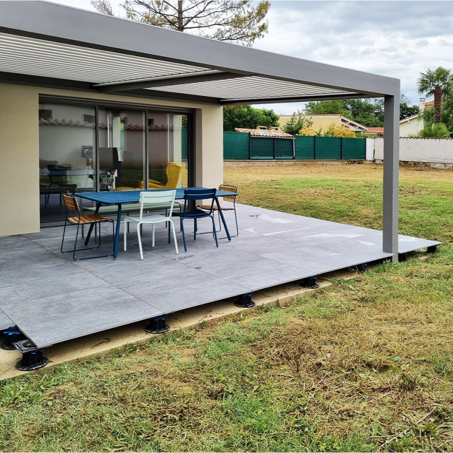 Création de terrasse en dalles grès cérame