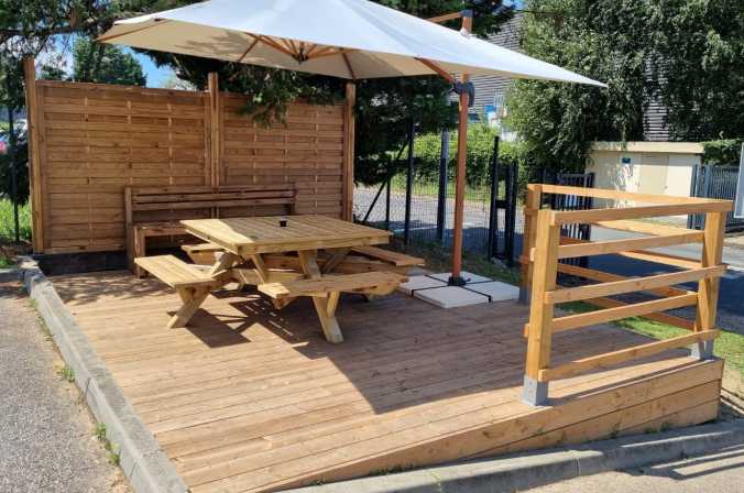 Aménagement d’un espace pique-nique en entreprise à Villefranche-sur-Saône