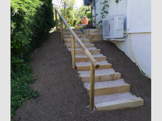 Chantier réalisé par VERT AVENIR PAYSAGE à LIMAS : 3ème partie